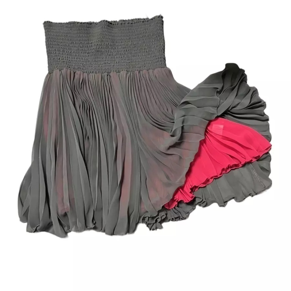 BCBG Bcbgirls Gray and Pink Pleated Skirt NWT Medium